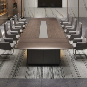 Table de conférence de luxe haut de gamme pour salle de réunion, grande table de réunion de bureau avec boîte d'alimentation intégrée, mobilier commercial moderne <span class=keywords><strong>sur</strong></span> mesure - Product Image 1