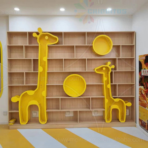 Libreria a Forma di Animale Chiquitos, Scaffale in Legno Personalizzato per Stanza dei Bambini, Area Lettura per Asilo e Educazione Precoce - Product Image 5