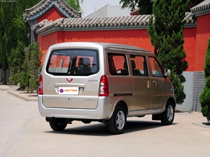 Wuling Rongguang EV étendu | Charge rapide 7 places à faible coût énergétique robuste - Product Image 5