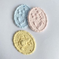 Vente en gros de feuilles de gypse de luxe personnalisées pour la décoration de la maison désodorisant aromathérapie pierre de plâtre