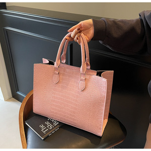 Borsa da donna europea borsa da donna con grande capacità da pendolarismo quotidiano borsa a tracolla da donna con stampa coccodrillo semplice borsa francese per lo Shopping - Product Image 3