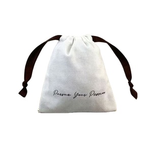 Pochette à cordon personnalisée avec logo imprimé, recyclable, petite, en coton écologique, pour bijoux, sac anti-poussière - Product Image 1