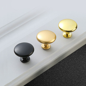 Poignée Ronde à Trou Unique en Alliage d'Aluminium Modèle 811 – Design Moderne et Simple pour Meuble de Chevet, Armoire, Porte de Cave à Vin, Tiroir et Placard - Product Image 1