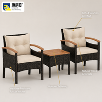 Ensemble de meubles de patio extérieur 3 pièces, fauteuils en osier, table d'appoint avec plateau en bois, coussin en rotin crème pour jardin