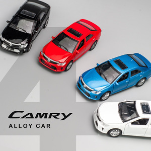 Coche de Juguete Camry de Metal a Escala 1:32 con 4 Puertas Abribles, Sonido y Luces, Embalaje en Caja de Color para Niños - Product Image 3