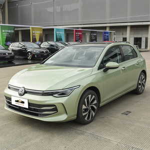 Volkswagen <span class=keywords><strong>Golf</strong></span> 300 <span class=keywords><strong>TSI</strong></span> en Stock, Sedán Compacto de Gasolina con Motor Turboalimentado, Neumáticos R17, Techo Solar, Encendido por Botón - Product Image 1