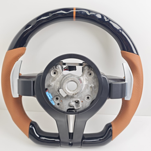 Volante in Pelle Marrone e Nero Lucido per BMW Serie F01 F10 F20 F30 F32 F36 X5 F15 F25 F80 F82 F85 F87 F90 E90, Compatibile con M5 M4 M2 M6 - Product Image 2