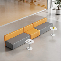Ensemble de canapés en bois massif, design créatif, minimaliste et moderne, avec revêtement en cuir anti-griffures, personnalisable pour les magasins de vêtements, les salons, les écoles et les bureaux