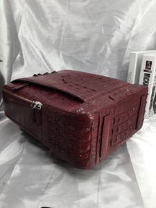 Mochila de Cuero de Cocodrilo 100% Simple y Elegante para Hombre, Capacidad de 20-35L, Cierre de Cremallera - Product Image 5