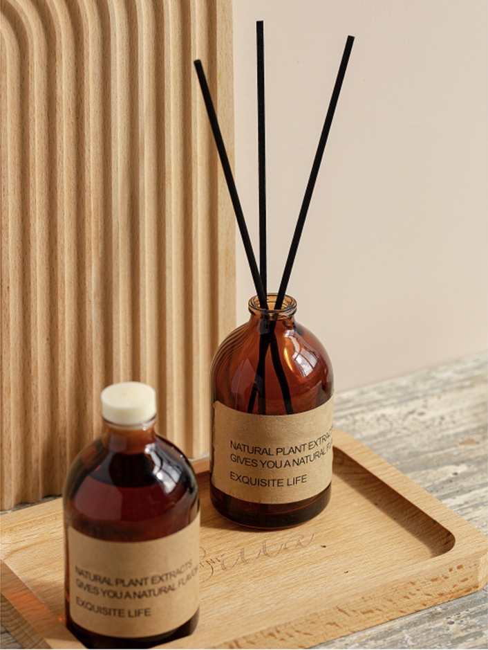 AROMA HOME Luxury Custom Private Label Aromatherapy Soy Wax Scented Candles Reed Diffusers Gift Set With Wooden Pallet M 1