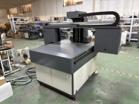 Vente directe d'usine, vernis blanc CMYK, imprimante à plat UV multifonctionnelle grand format I1600-u1
