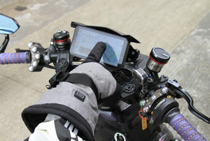 Gants de ski imperméables de haute qualité écran tactile gants de moto et de vélo électrique chauffants équipement de cyclisme d'hiver pour un usage domestique - Product Image 4