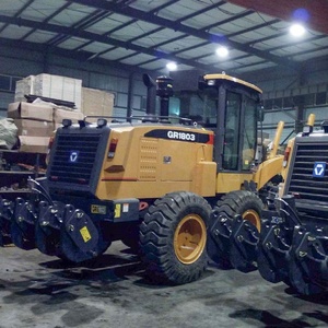 Niveleuse chinoise GR1803 d'occasion à Shanghai - Product Image 3