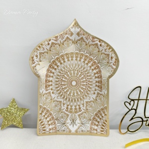 ชุดจานชามกระดาษลายปราสาทสีทองพร้อมลายดอกไม้แมนดาลาสำหรับตกแต่งวันอีดในเดือนรอมฎอน ประกอบด้วยจาน ถ้วย และผ้าเช็ดปากแบบใช้แล้วทิ้ง - Product Image 3