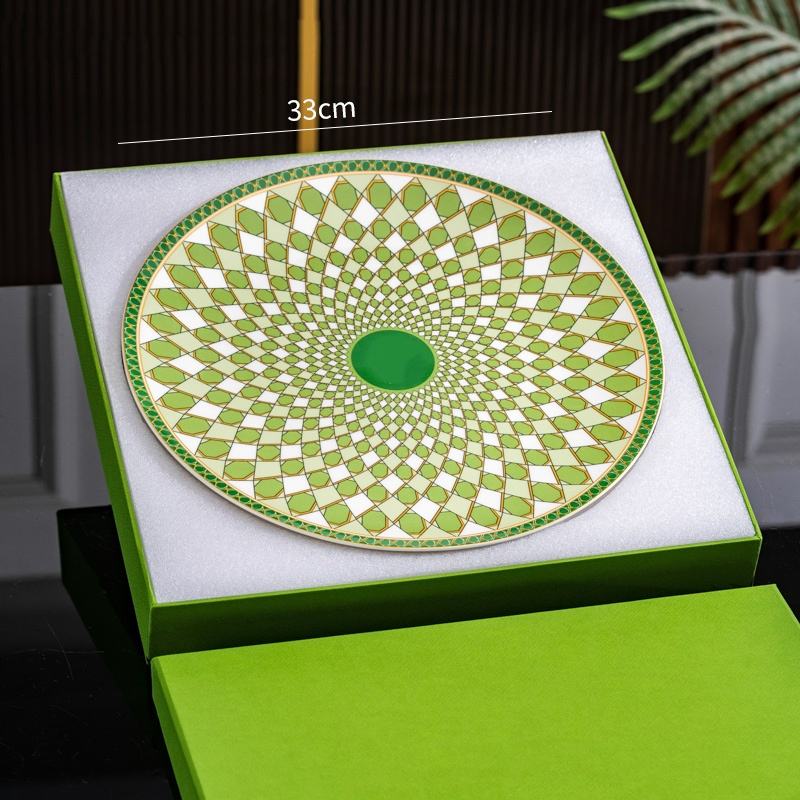 สีเขียวอ่อน