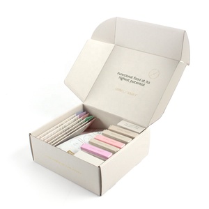 Luxus elegante Premium weiße Kraft Kunst papier Mini kleine Weihnachten Schokolade Pappe Verpackung <span class=keywords><strong>Box</strong></span> Versand - Product Image 1