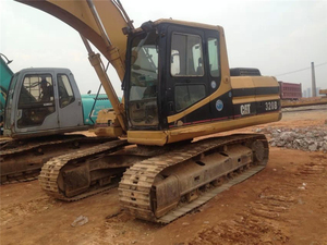 Excavadora de cadenas Caterpillar usada para 320B/320BL/320CL, 20 toneladas, motor Cummins, con excavadora de construcción original - Product Image 2