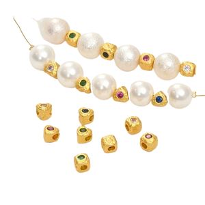 Bracelet en or sablé de style ancien incrusté de zircon, motif cœur martelé, perles de <span class=keywords><strong>sucre</strong></span> et perles libres - Product Image 1