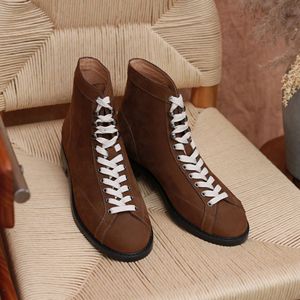 Nouvelles bottes Goodall rétro en cuir à bout rond pour l'automne et l'hiver, bottes à semelle épaisse compensée - Product Image 3