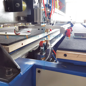 Semi-automatic <b>Laminated</b> Glass Cutting <b>Machine</b> PLC Control Dual Cutters Work Simultaneously to Guarantee Consistent Cutting Sell - Product Image 5