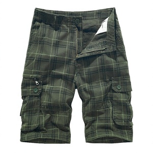 Shorts cargo à carreaux pour hommes, taille mi-haute, en toile respirante, décontractés, avec poches et fermeture boutonnée - Product Image 1