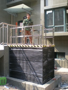 <span class=keywords><strong>Plataforma</strong></span> elevadora de tijera hidráulica eléctrica vertical personalizada para discapacitados y ancianos - Product Image 6