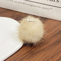Nouvelle boule de fourrure petite pince à cheveux côté princesse pince à cheveux luxe vison fourrure frange pince