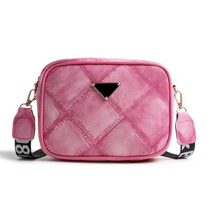 กระเป๋าสะพายพาดลำตัวหนังสานสำหรับผู้หญิงสายกว้างอุปกรณ์เสริมพรีเมี่ยม - Product Image 4