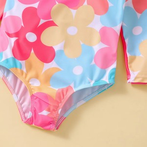 Traje de baño de una pieza de manga larga con estampado floral vibrante para niñas, actividades acuáticas en la playa y la piscina - Product Image 6