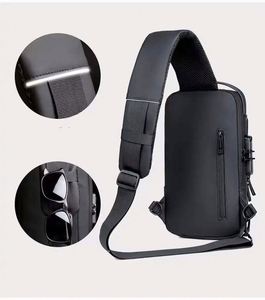 Bolsa de Pecho Impermeable Antirrobo Barata al por Mayor, Bolsas Cruzadas con USB para Hombre, de un Solo Hombro, con Cargador USB J0095 - Product Image 2