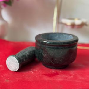 Mortero y Morteza Decorativos Indios Hechos a Mano, Ecológicos, Aptos para Lavavajillas, de Mármol Pulido para Cocina - Product Image 2