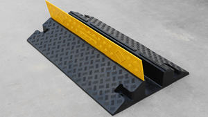 Canaletas para Cables de Goma Reciclada, Proporcionadas por el Fabricante Yuyue, Reductores de Velocidad para Interiores/Exteriores, Protección de Cables Móviles, 1-5 mph, 120 mm - Product Image 3