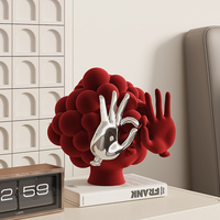 Sculpture abstraite floquée de tête de personnage avec geste de main de victoire, figurine artistique moderne de luxe, décoration douce pour meuble TV et bureau, objet artisanal