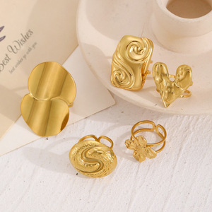 Anillo Abierto de Acero Inoxidable con Diseño de Corazón Espiral y Flor, Chapado en Oro de 18K, para Mujer, Estilo Geométrico Irregular, de Moda y Personalidad Única - Product Image 3