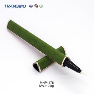 Emballage personnalisé pour eye-liner liquide en plastique 2025, nouveau design, triangle, stylo eye-liner en cuir avec conteneur pour colle à cils, pour une utilisation avec du blush - Product Image 1