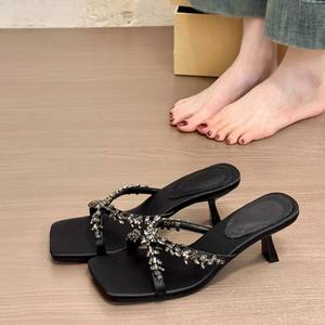 Sandalias Elegantes, Modernas y Lujosas para Mujer, Verano 2026, Nuevo Estilo con Cuentas, Punta Cuadrada, Tacones Altos Elegantes - Product Image 1