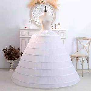 <span class=keywords><strong>Jupon</strong></span> <span class=keywords><strong>de</strong></span> <span class=keywords><strong>mariée</strong></span> surdimensionné à 6 cerceaux en nylon teint, design à volants, <span class=keywords><strong>grande</strong></span> boule, <span class=keywords><strong>taille</strong></span> standard - Product Image 3