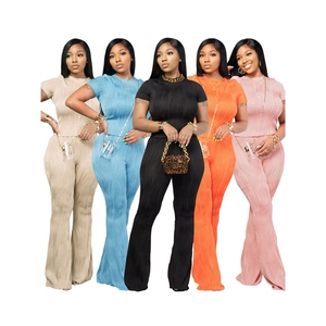 Conjunto de 2 Piezas Casual para Mujer, Top de Manga Corta con Cuello Redondo y Pantalones con Rayas Onduladas, a la Moda - Product Image 1