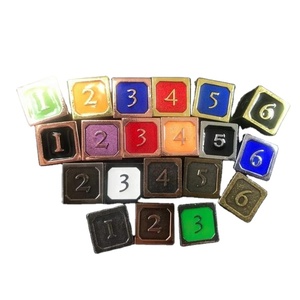 Dés simple en métal, 10 pièces, D6 - Product Image 1