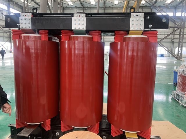 315 KVA Dry-type 10 KV SC(B)14 Transformer Three Windings Fully Sealed Construction Level 2 Efficiency 3-Phase Dyn11 Low Noise