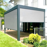 Tirai Gulung Luar Ruangan Modern Tahan Angin dengan Rangka Aluminium Tahan Lama, Lengan Lipat, dan Kain Poliester untuk Teras Balkon