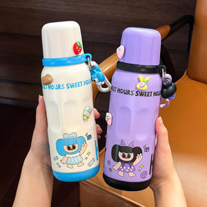 Botella de agua aislada Sweet Hours de 500 ml, botella deportiva reutilizable de acero inoxidable para mujer, verde, verano 2024 - Product Image 4