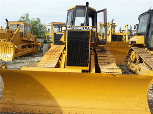 รถดันดินตีนตะขาบ CAT D5H สภาพเดิมมือสอง |   รถดันดินมือสองพร้อมปั๊มไฮดรอลิกแบบจอยสติ๊กสำหรับขาย - Product Image 3
