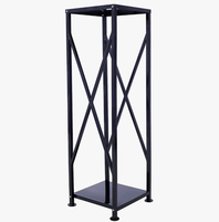 Porte-bûches métallique robuste de qualité structurelle, section carrée, résistant aux intempéries, pour le secteur hôtelier, idéal pour les hivers scandinaves