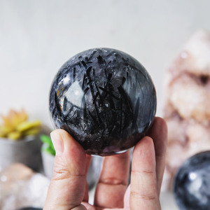 <span class=keywords><strong>Turmalina</strong></span> <span class=keywords><strong>Negra</strong></span> en Cuarzo Pulido, Esfera de Tamaño Mediano, Piedra Curativa para Colección - Product Image 3