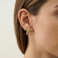 Boucles d'oreilles étoiles de mer texturées plaquées or 18 carats, clous d'oreilles en or texturé en forme d'étoile de mer