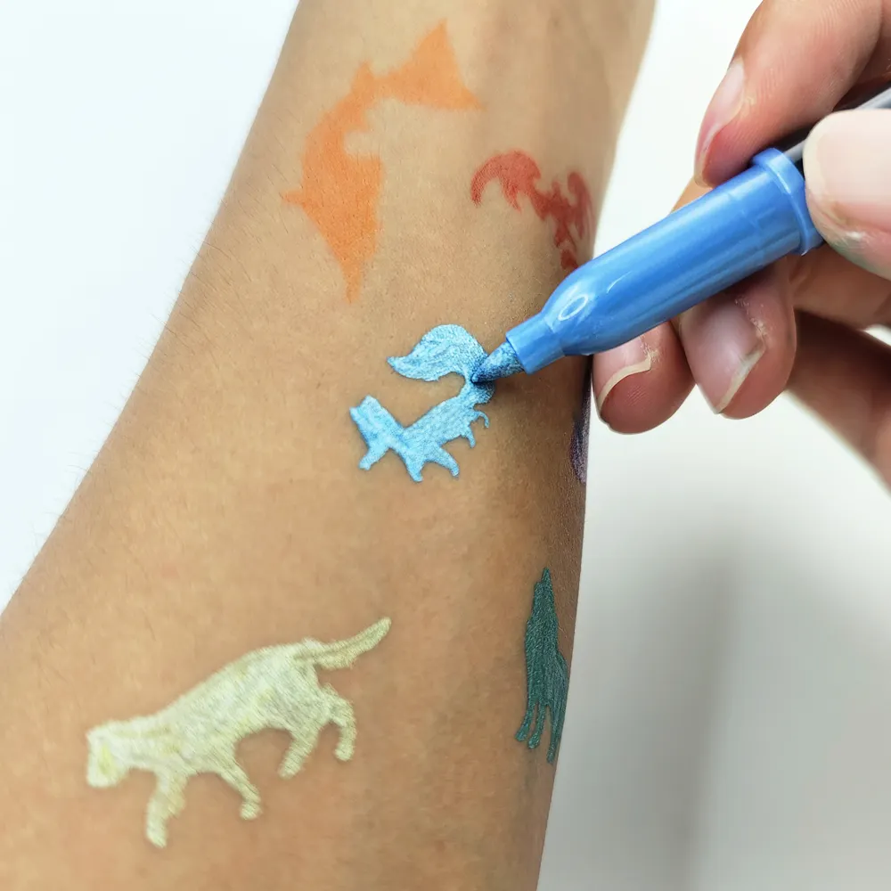 Kit di pittura lavabile sicuro solubile in acqua per bambini Logo della pelle del corpo vernice per il viso pennarello temporaneo per tatuaggi