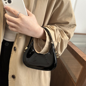 <span class=keywords><strong>Sac</strong></span> à main de luxe français de niche, mini <span class=keywords><strong>sac</strong></span> pour femme en polyester, style étranger exquis, fermeture éclair demi-lune, tendance - Product Image 2