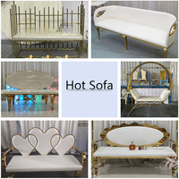 Canapé rond en métal doré à deux places, ensemble de chaises royales, banc de mariage avec coussin, décoration de scène pour événements et fêtes MILE Factory