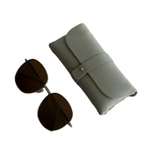 Étuis à lunettes en cuir minimalistes de style japonais et coréen, sacs de rangement portables pour lunettes de soleil, protection intégrée, en stock - Product Image 5